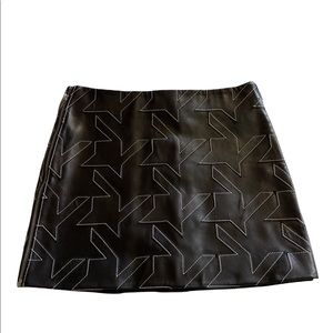 ⭐️NWT⭐️Helmut Lang Black Houndstooth Leather Skirt